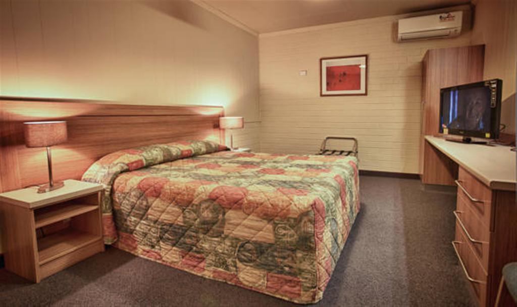 קובר פדי Opal Inn Hotel, Motel, Caravan Park מראה חיצוני תמונה